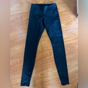 lululemon wunder under tight low rise Luon size 4